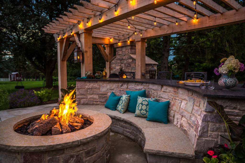 Contact Toroz for Outdoor Projects
