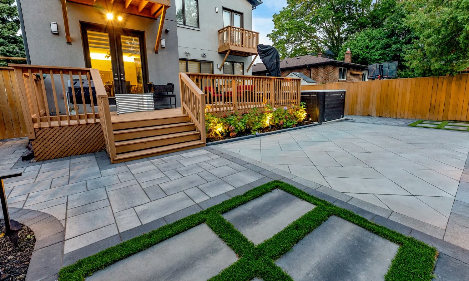 Interlocking Patios & Walkways
