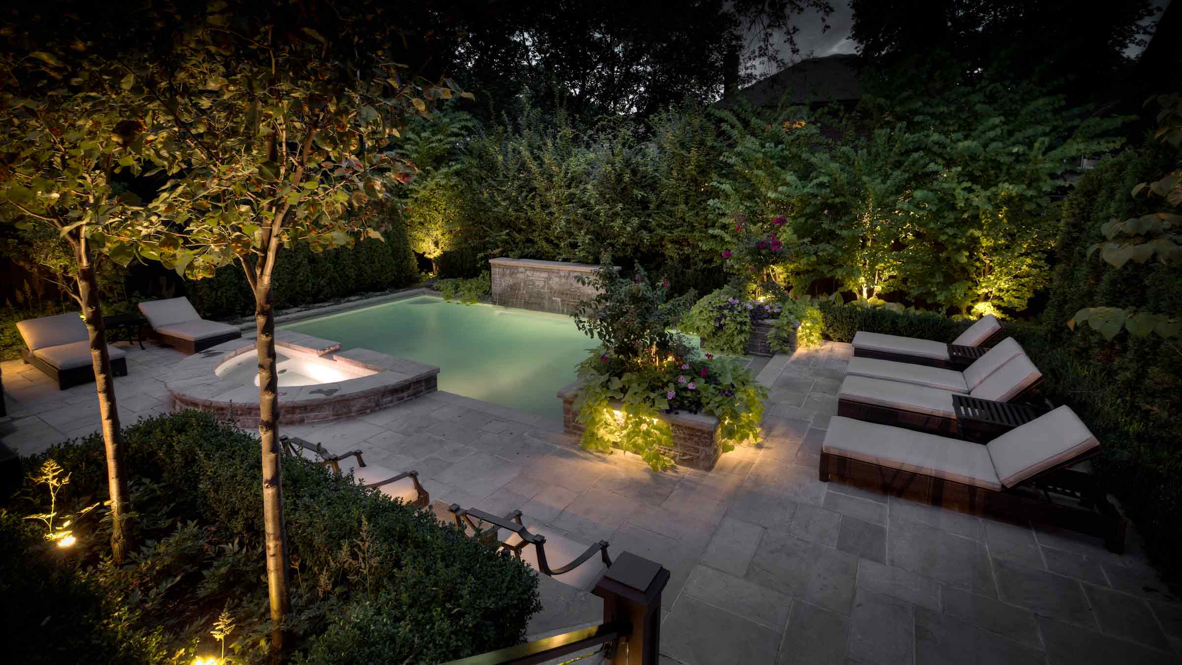 Landscape Lighting Oakville