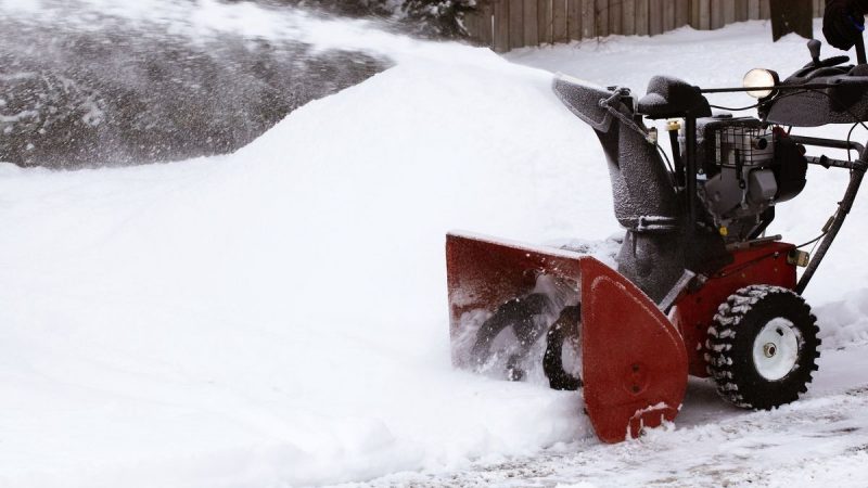 Snow removal service in GTA